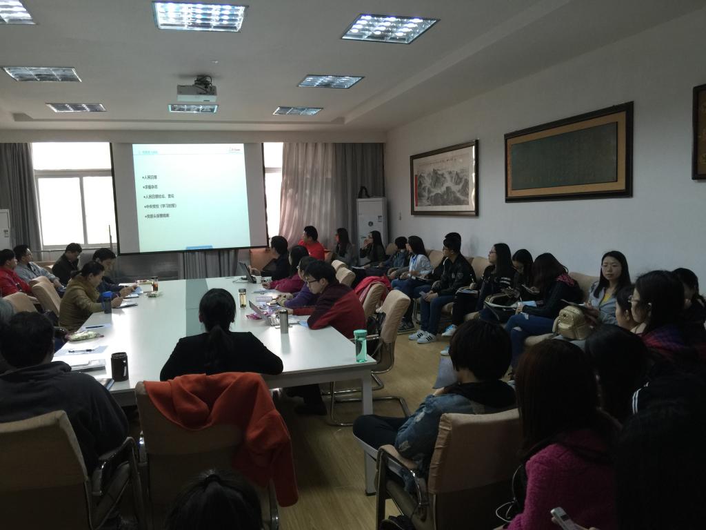 人民网数据库专家来williamhill威廉希尔讲座