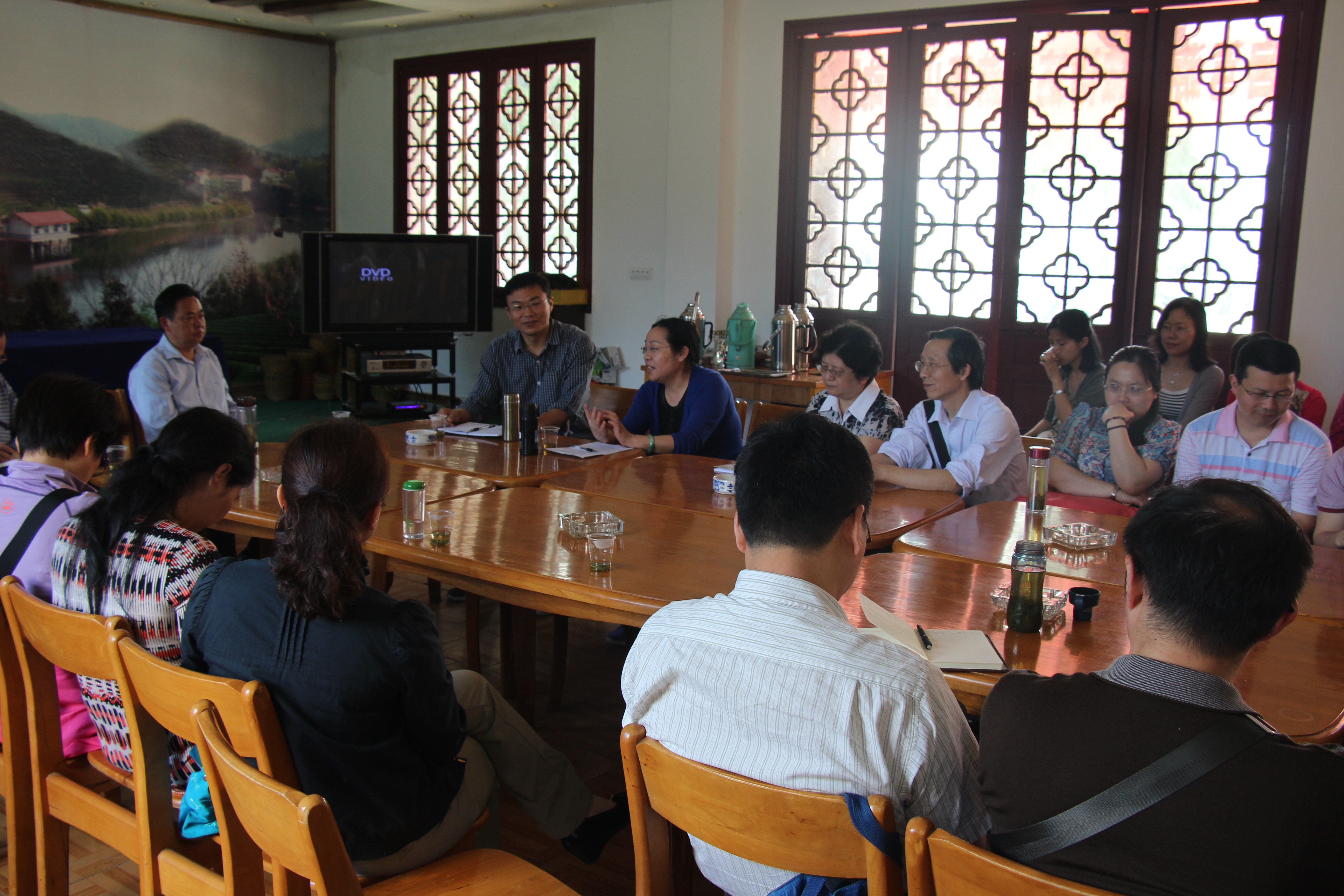 教师进农户，理论下基层——williamhill威廉希尔全体党员教师赴英山县乌云山村学习调研