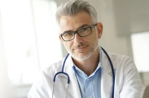 Understanding What’s Under Your Right Rib Cage: A Guide to Organs, Common Ailments, and When to See a Doctor
